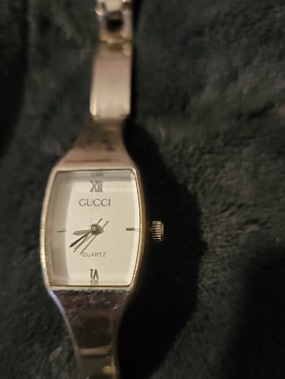 Gucci Silver Watch Fitted Bracelet Works Great Wristwatch